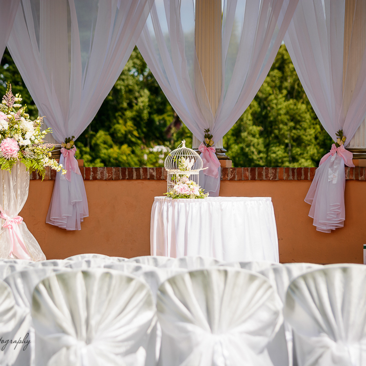 свадебная церемония
арка из живых цветов
оформление арки
выездная церемония
штатив с цветами
Laulīby reģestrācija
kāzu Arka
arka ar dzīviem ziediem