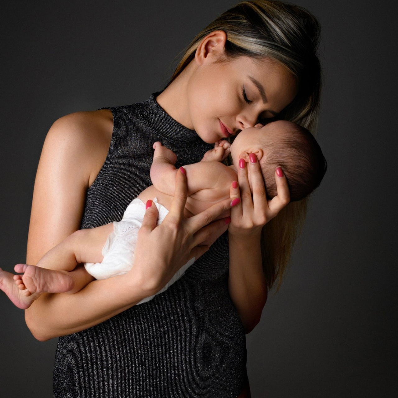 Recenzie. Krása tehotenstva v objektíve — Maria Milosovic, tehotenská fotografka