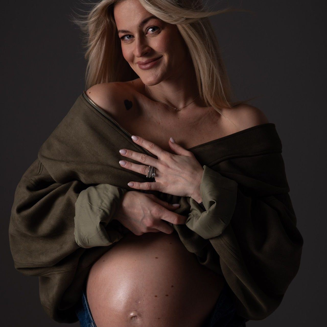 Recenzie. Krása tehotenstva v objektíve — Maria Milosovic, tehotenská fotografka