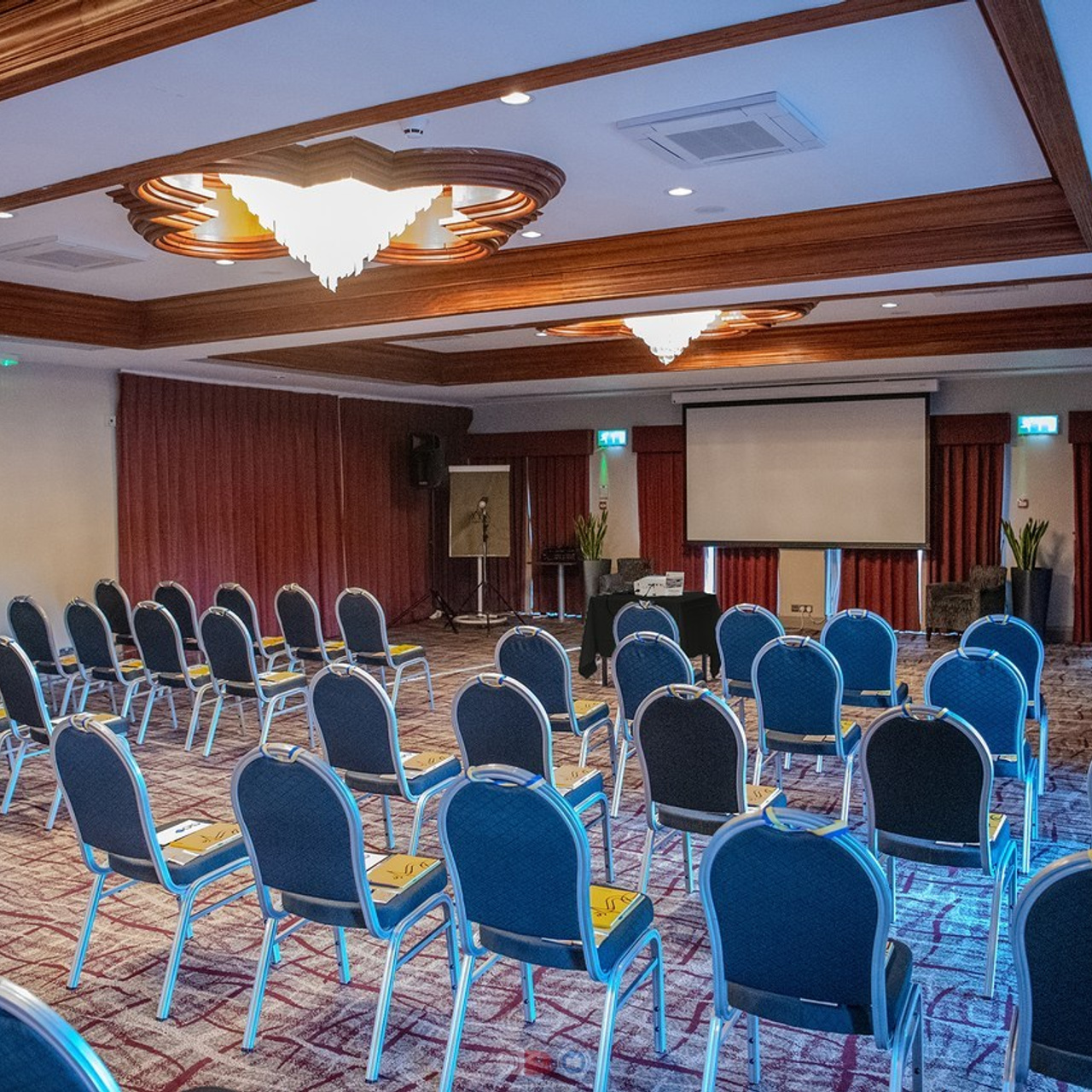 REVIEWS. Pro-Photography