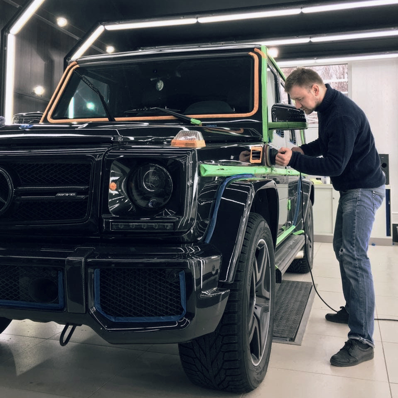 Полировка кузова Оклейка антигравийных пленок Нанесение керамики... Strada Petricani 88 Chisinau, Moldova.
