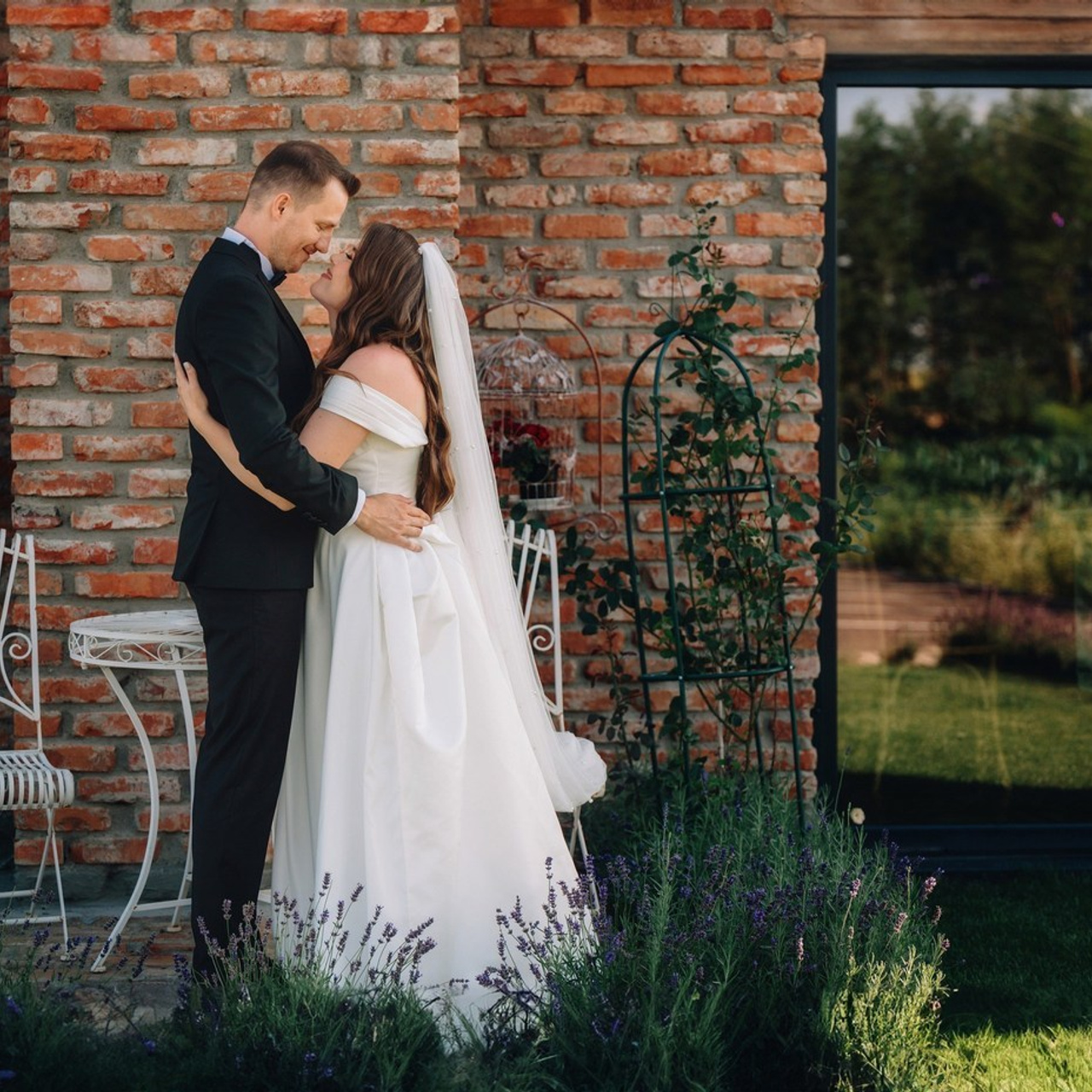 Reviews. Laurentiu Stefan StoryTeller