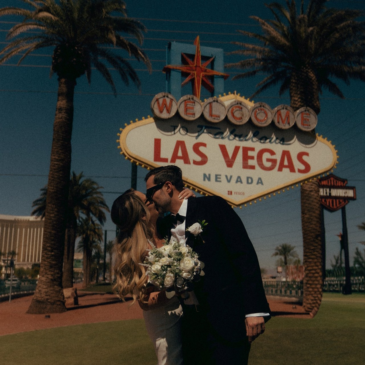 Testimonials. Wedding & elopement photographer Viktoriya Kravtsov. Las Vegas