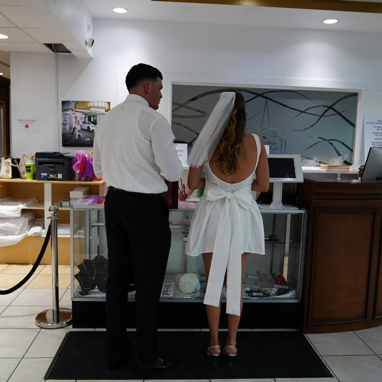 Testimonials. Wedding & elopement photographer Viktoriya Kravtsov. Las Vegas