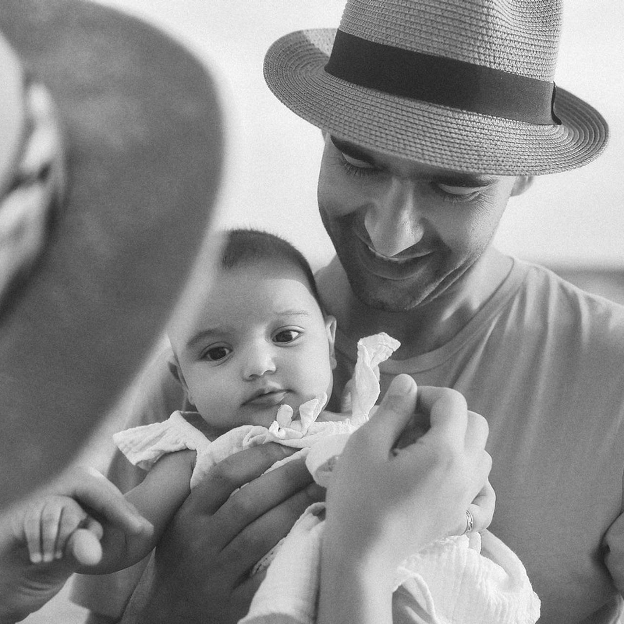 Κριτικές. Αρχική