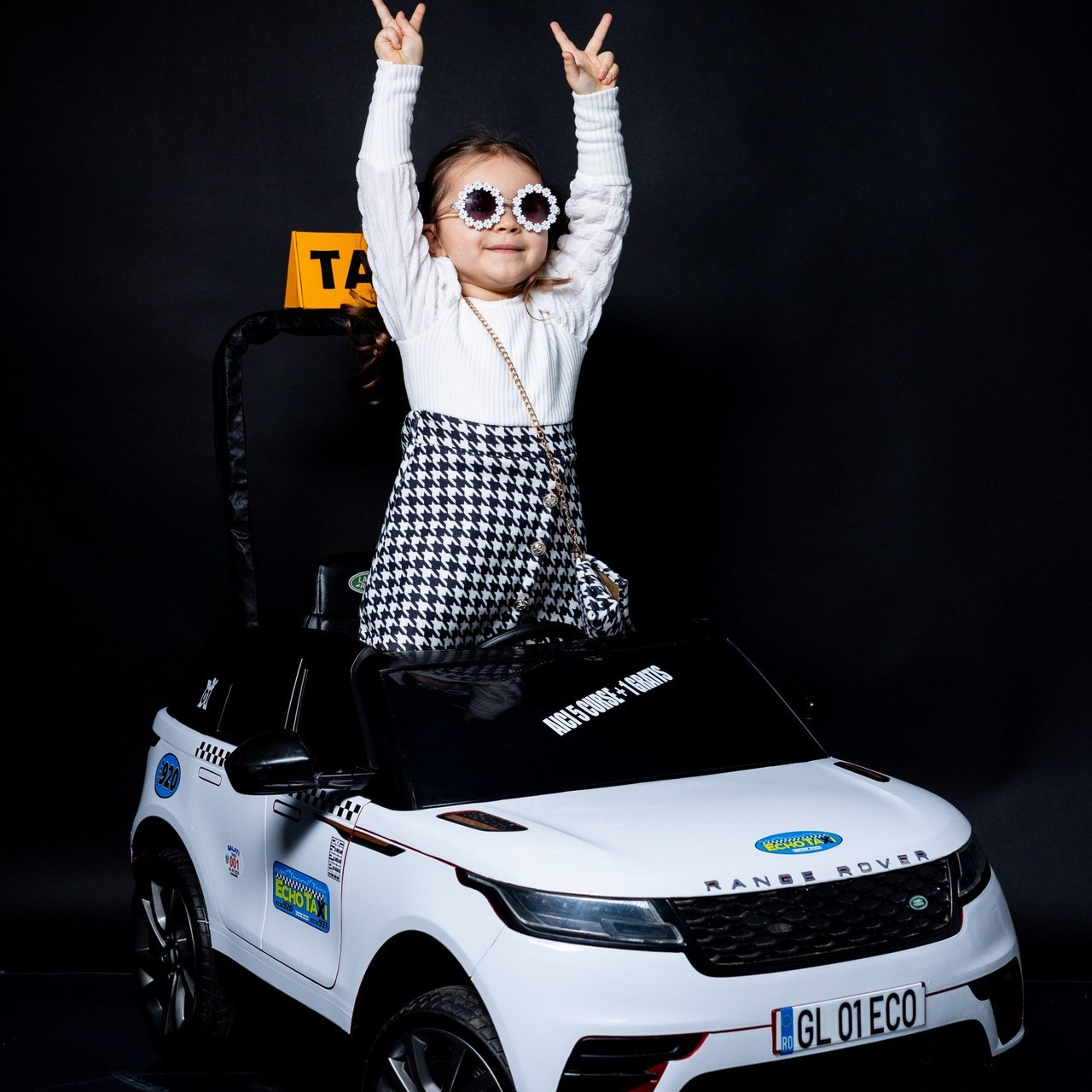 Recenzii Website. Dream Studio Galați – ședințe foto profesionale pentru familie, portrete și evenimente