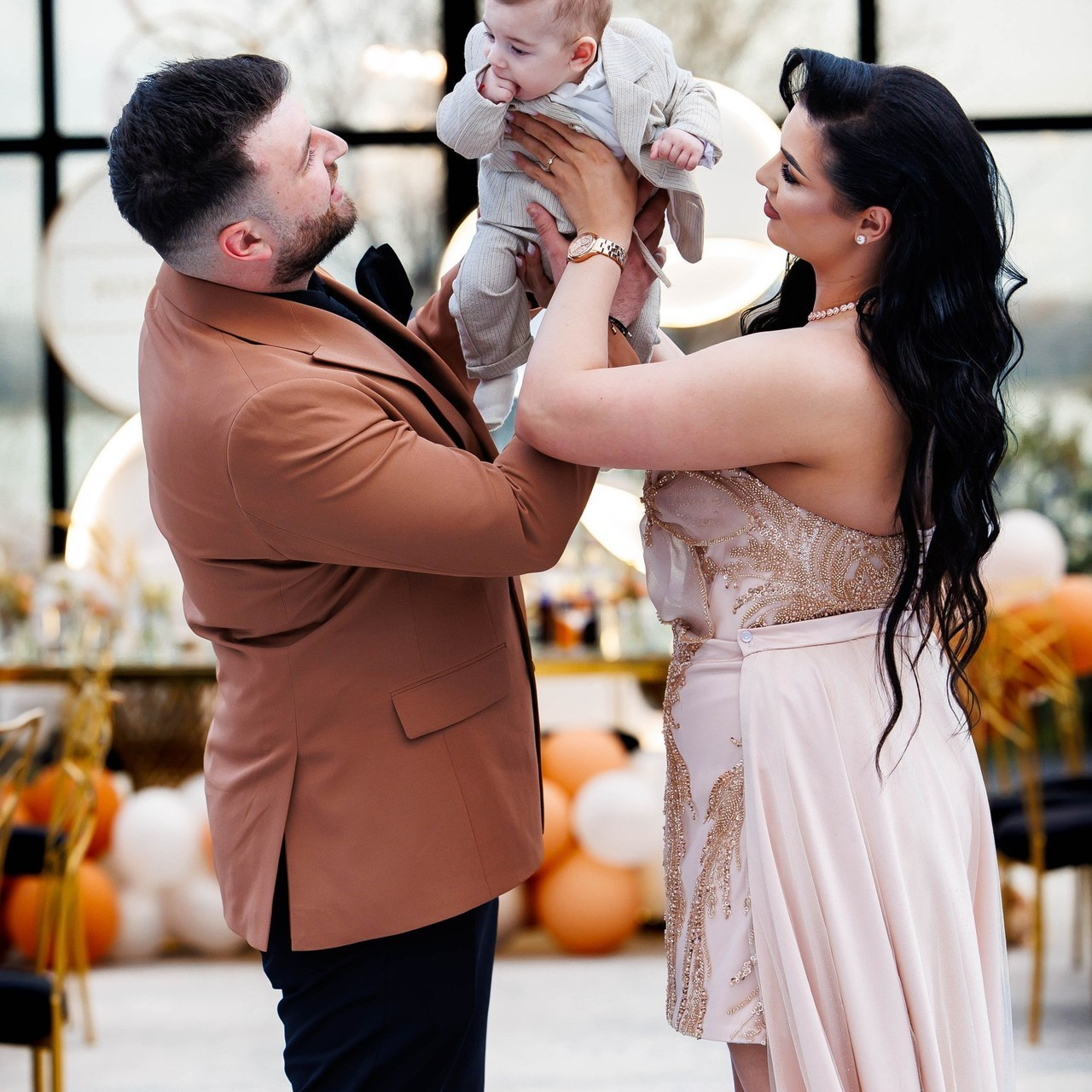 Contact. Dream Studio Galați – ședințe foto profesionale pentru familie, portrete și evenimente