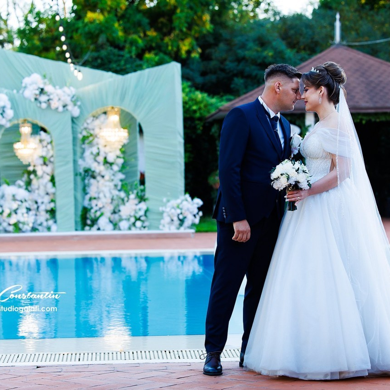 Recenzii Website. Dream Studio Galați – ședințe foto profesionale pentru familie, portrete și evenimente
