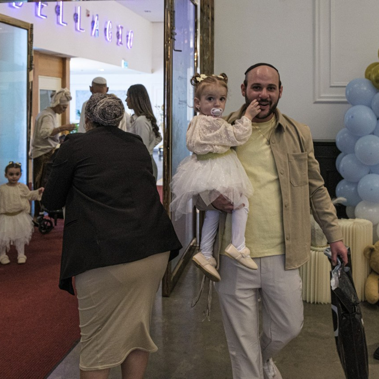 Client Feedback – Maxim Polak Photography. Middle East Photo Agency — Photography & Event Magnets — סוכנות צילום והדפסת מגנטים לאירועים