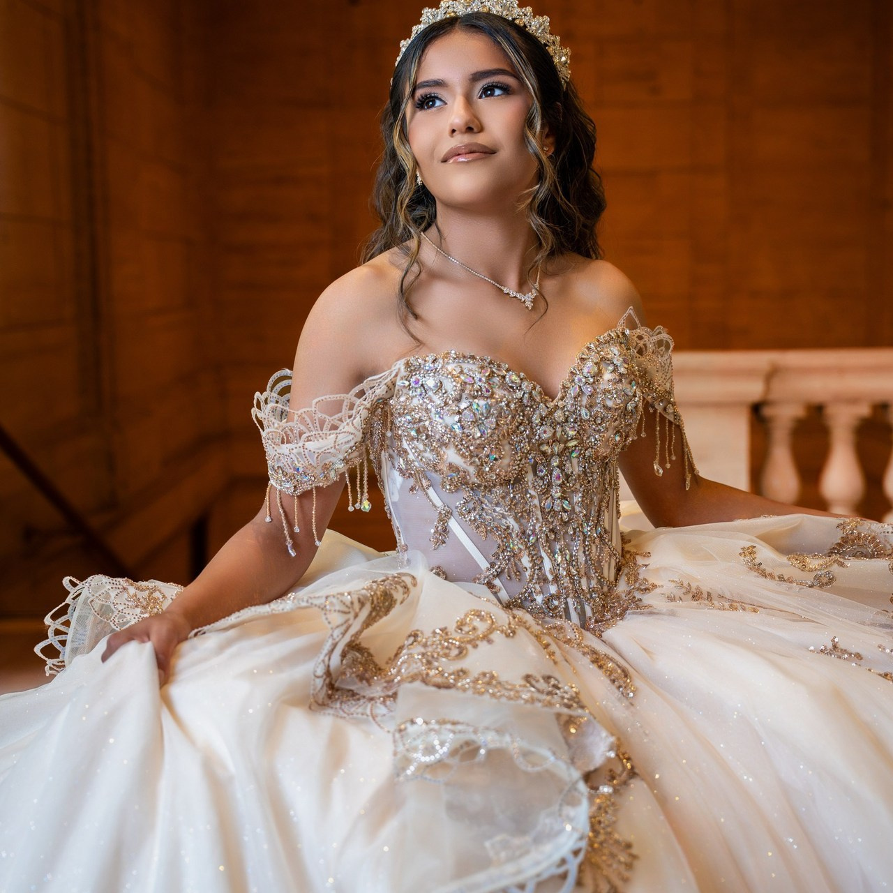 Testimonios. Quinceañera y Bodas