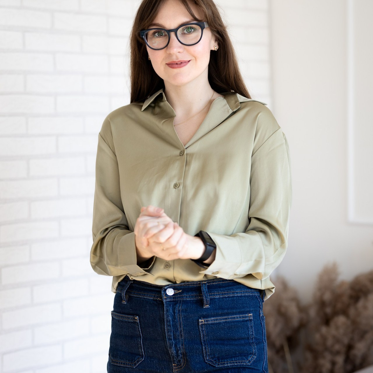 Review. Dana Lišková — Empathetic Photographer | Introspective Artist |Neurodivergent Coach | Founder of Artepy.cz