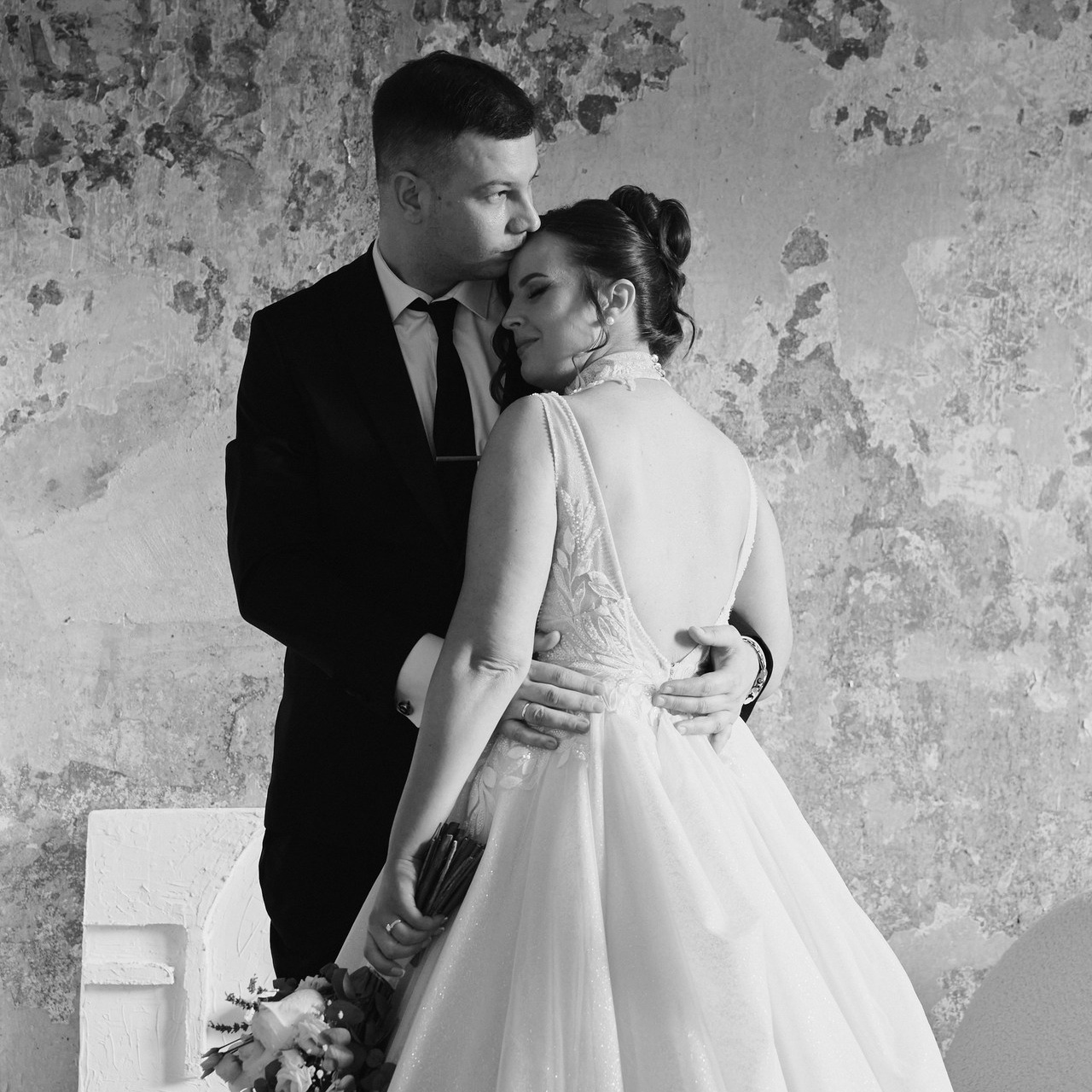 Switzerland-Austria-Croatia-Montenegro wedding photographer and videographer Yannia weddings