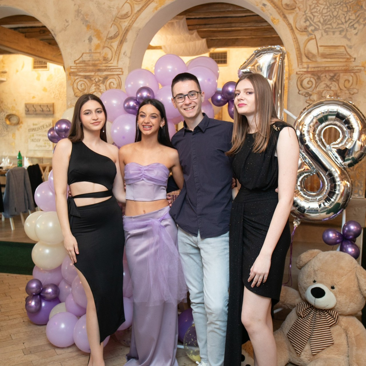 Recenzije. Adam Radosavljevic fotograf