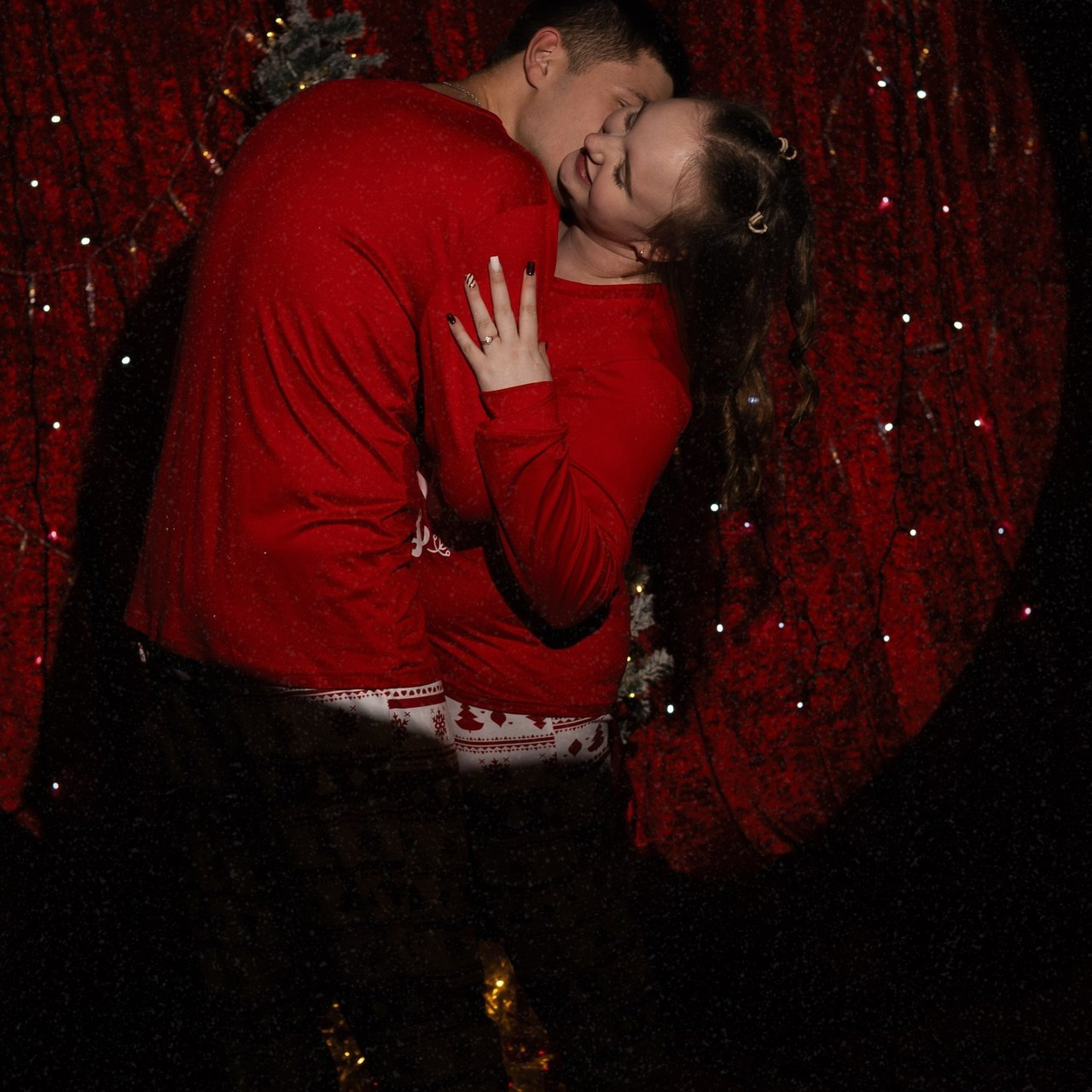 Feedback. Women’s photographer in Coventry, UK. Boudoir and portraits are my focus; I also capture couples, mini weddings, maternity & newborns