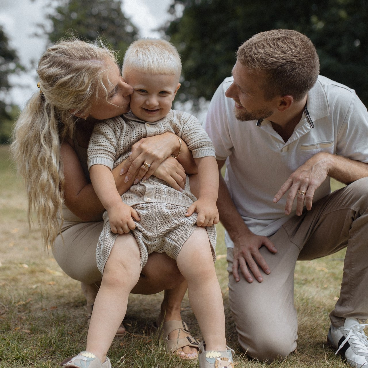 Wedding and Portrait Photographer Evie Moon