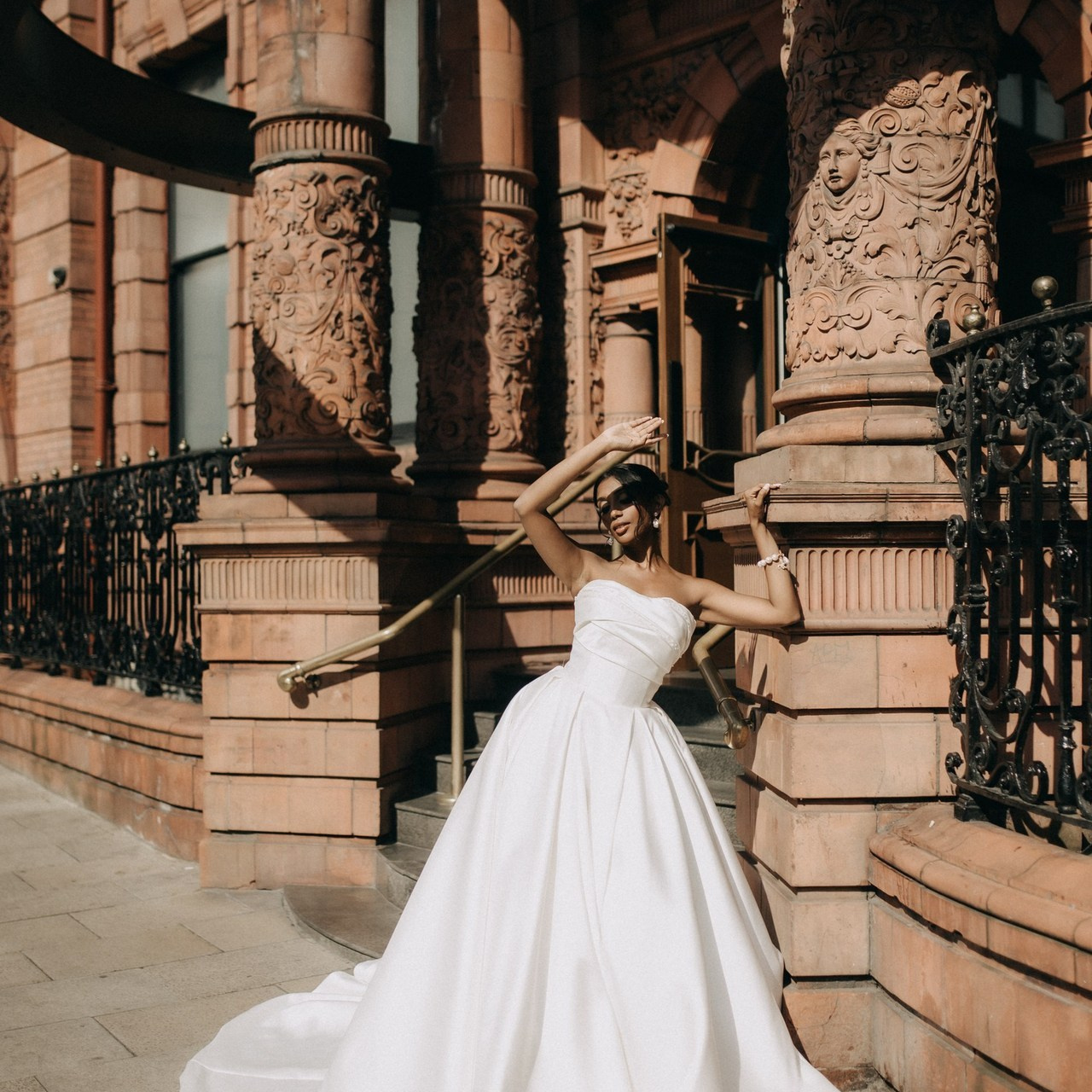 Wedding and Portrait Photographer Evie Moon