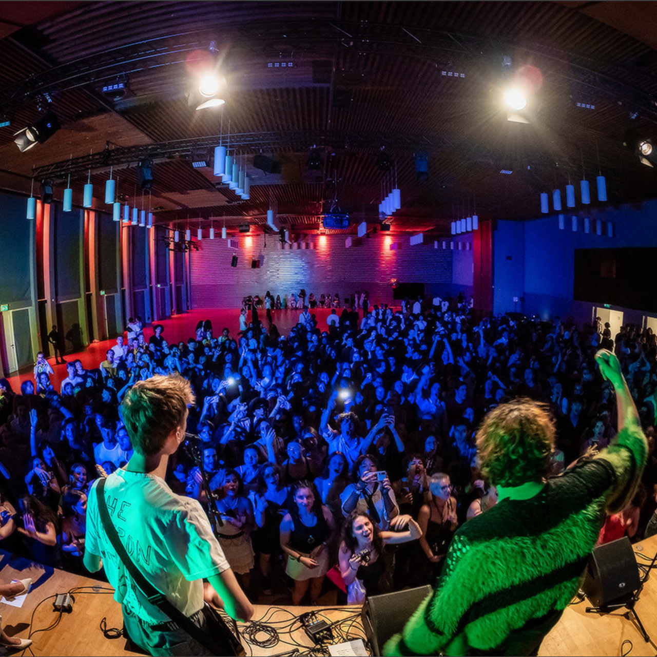 Critiques du travail du photographe. Impressions des clients. Photographe à Strasbourg | Portraits, Studio, Enfants, Événements