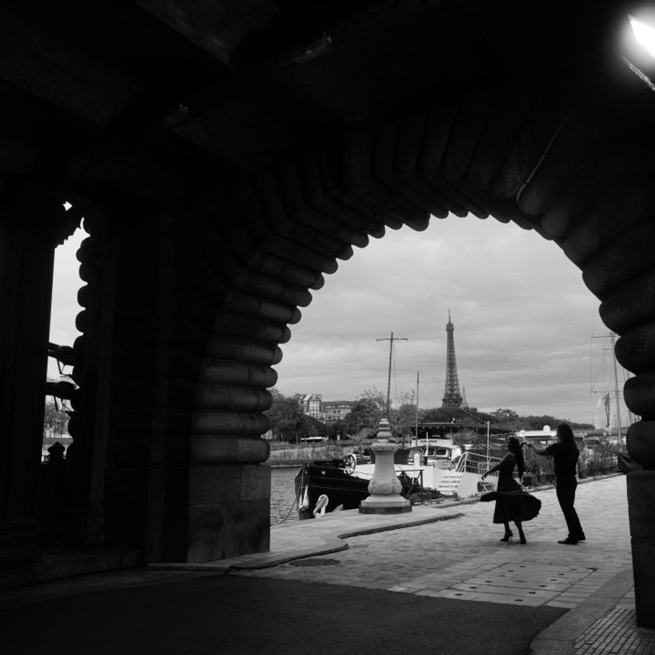 Photoshoot in Paris Reviews. Paris photographer — Polina Osipova