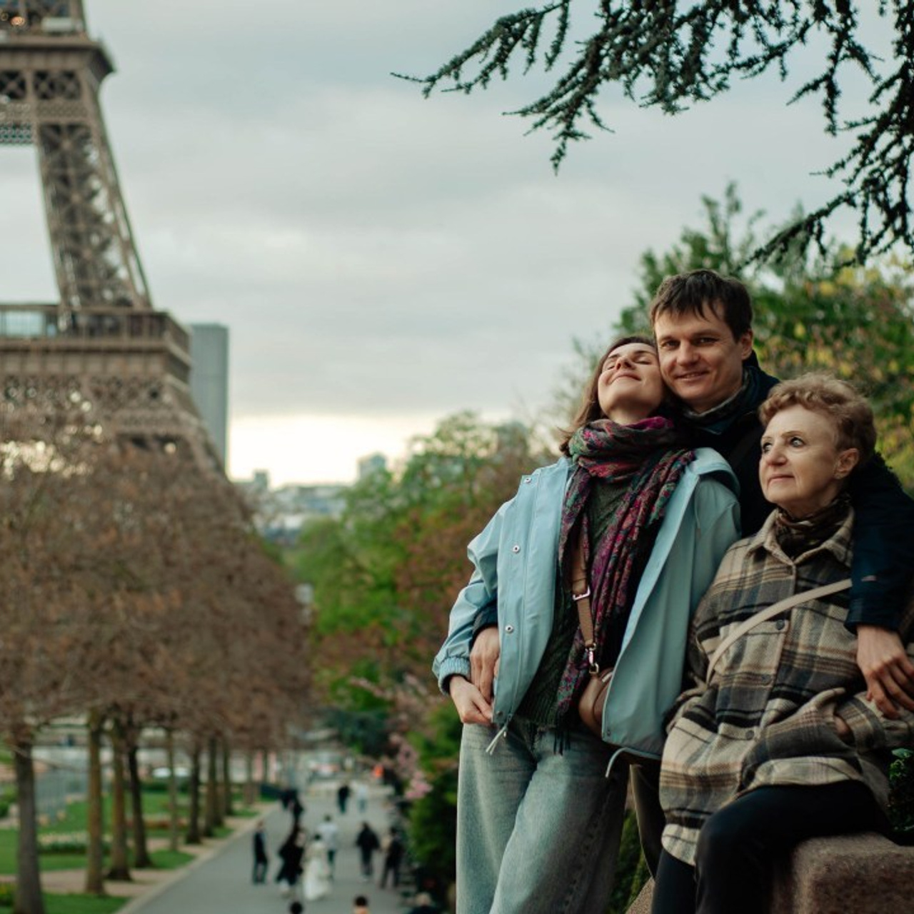 Photoshoot in Paris Reviews. Paris photographer — Polina Osipova