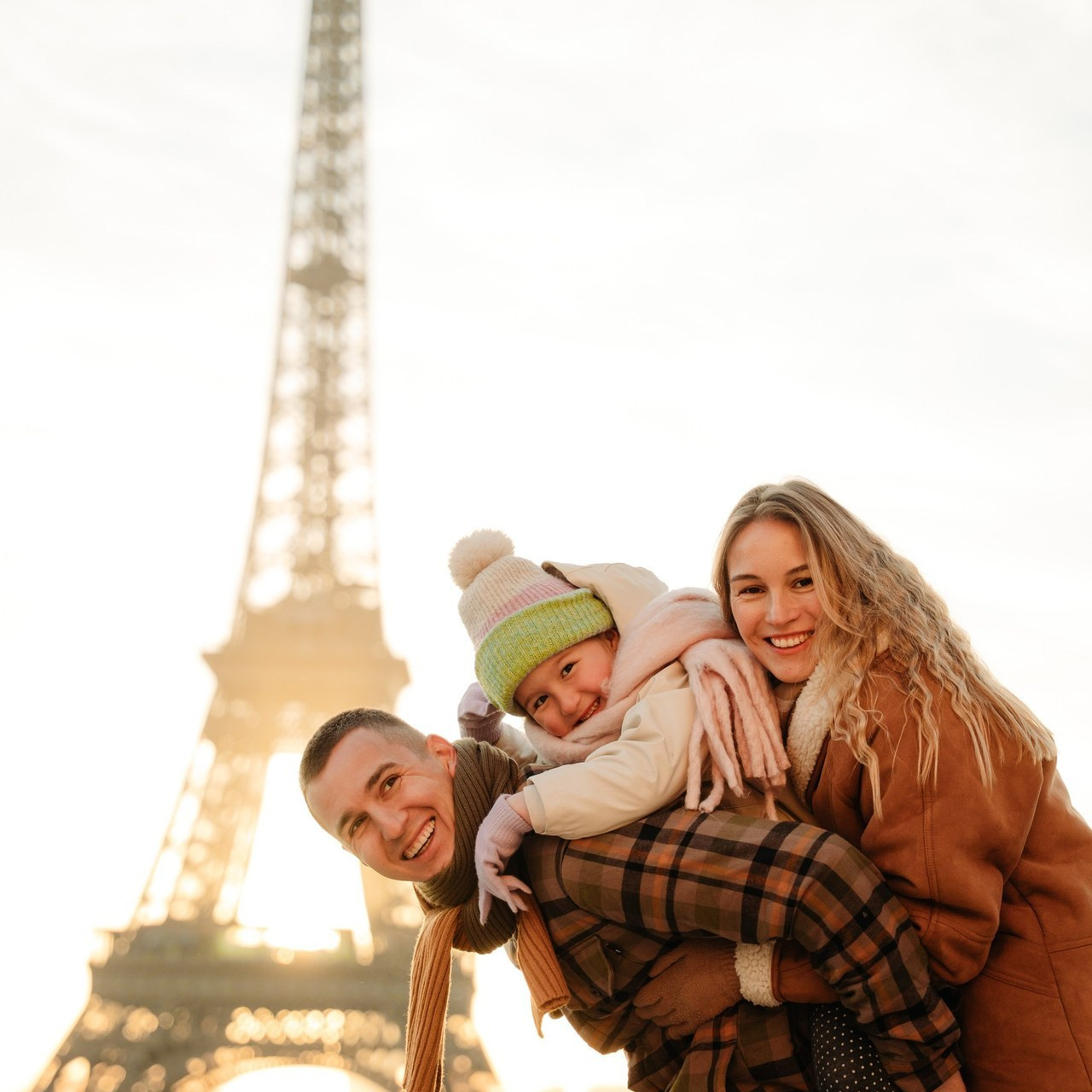 Photoshoot in Paris Reviews. Paris photographer — Polina Osipova