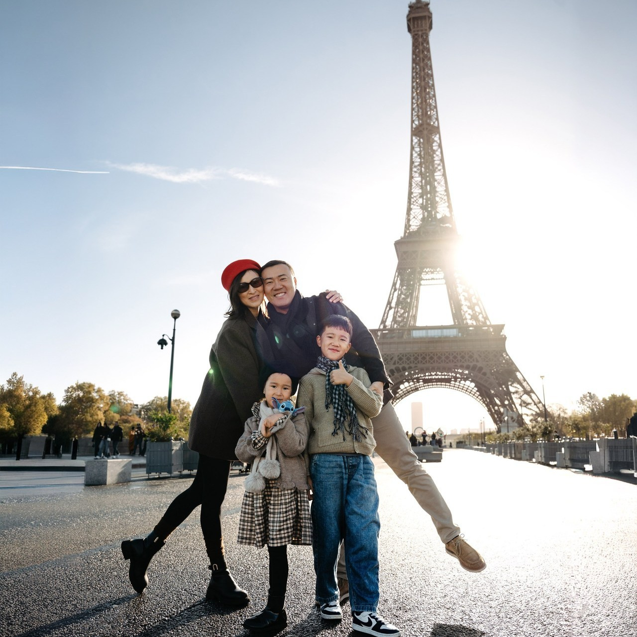 Photoshoot in Paris Reviews. Paris photographer — Polina Osipova