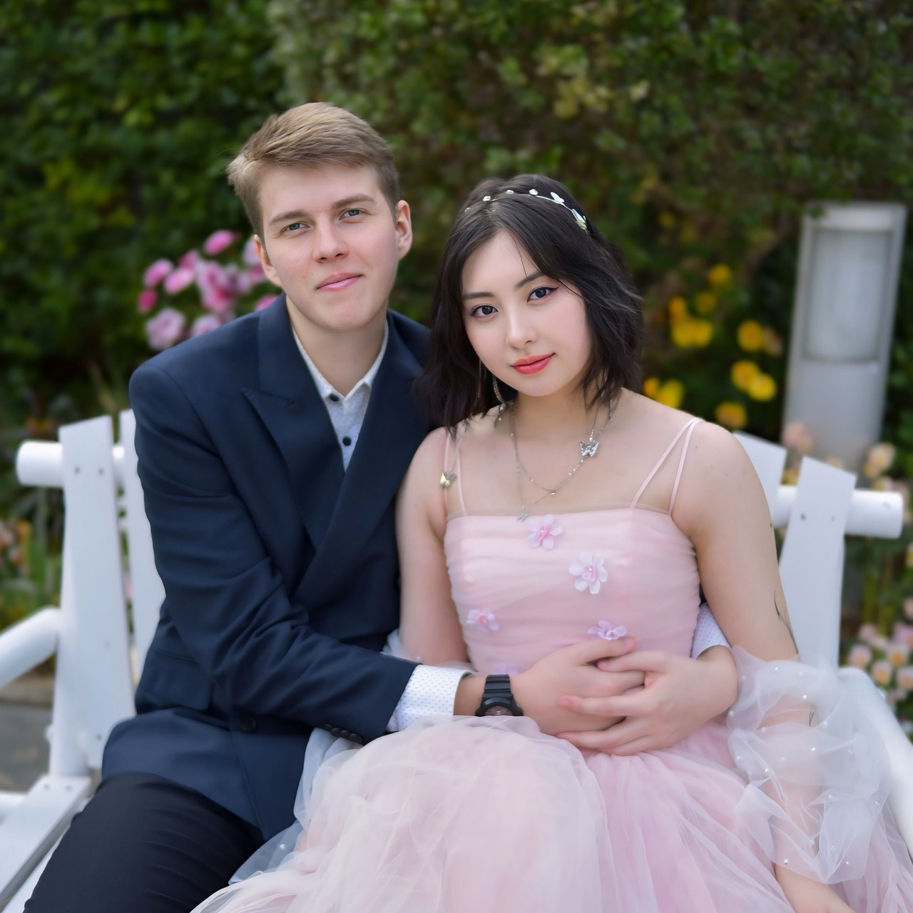 Review. Photographer in Tokyo, Japan