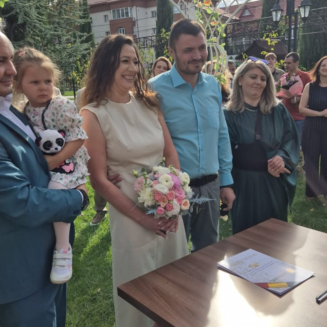 Testimoniale. Fotograf de evenimente si portret!