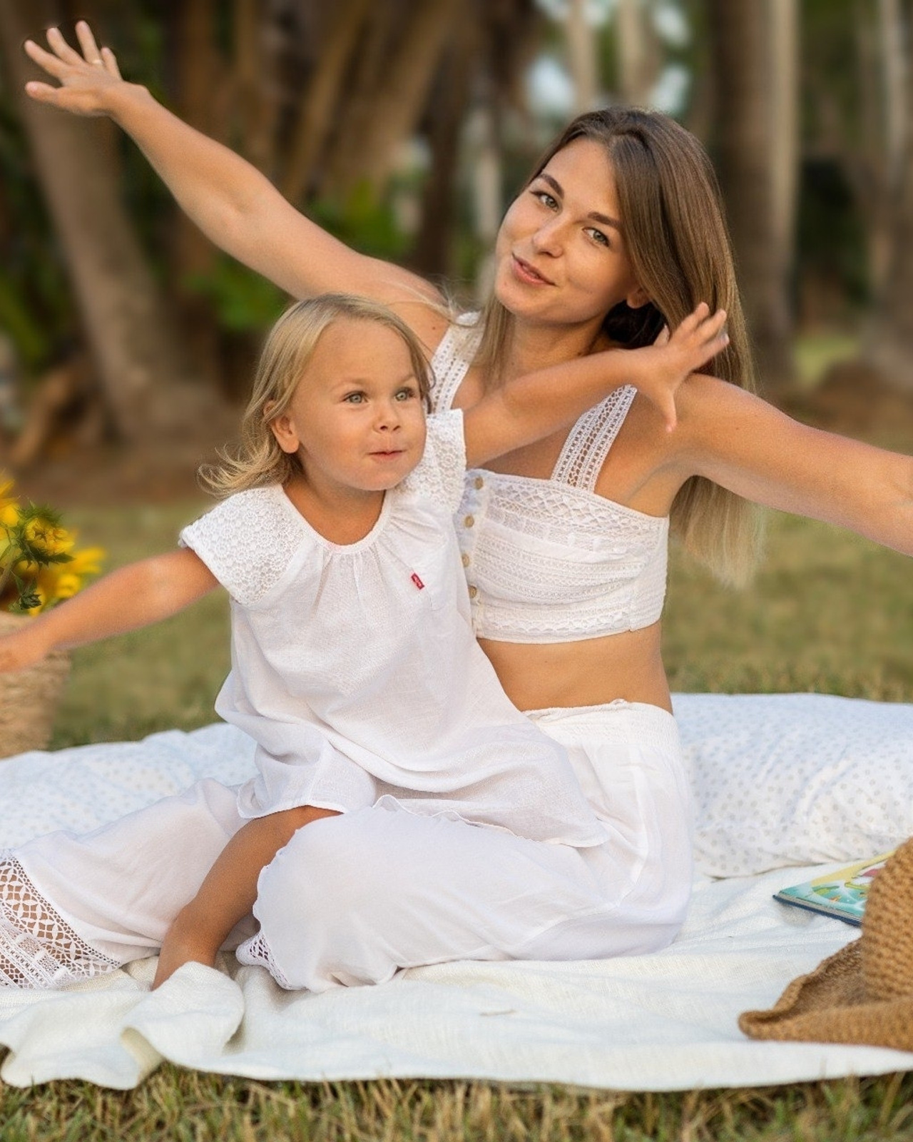 Alina & Amely. Chapter 2