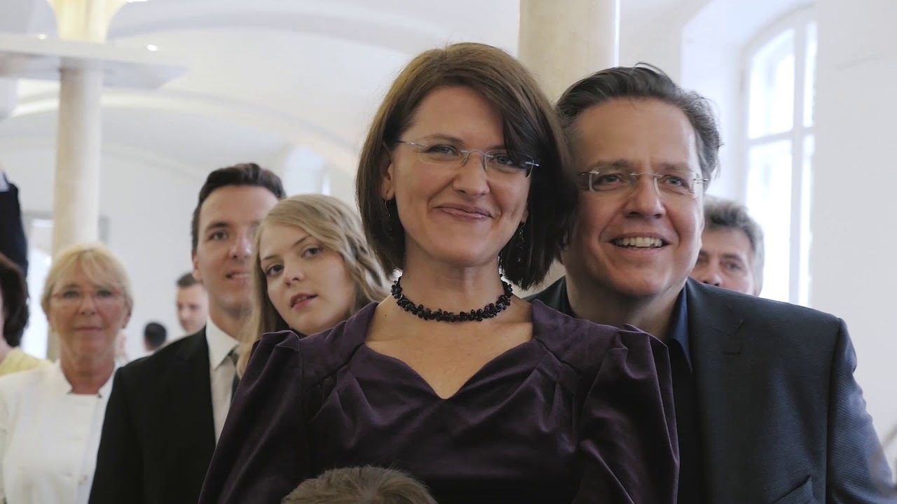 Ведущий на свадьбу Кишинев. Moderator-interpret pentru nunta, cumătrie, petreceri corprorative