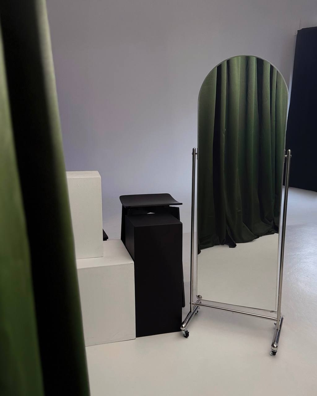 Equipment & Props. Photo studio Aesthetic Space. Rental studio from 1 hour