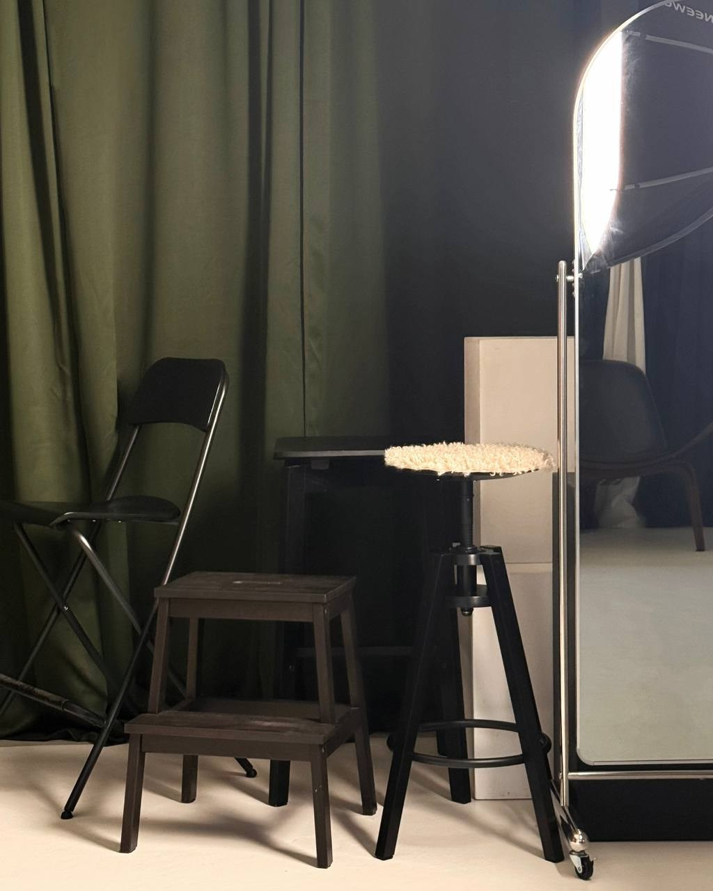 Equipment & Props. Photo studio Aesthetic Space. Rental studio from 1 hour