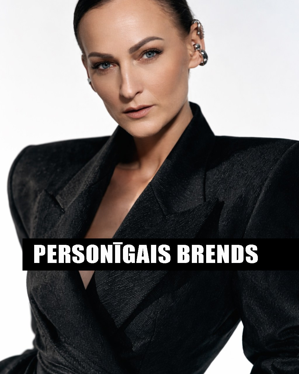 PERSONĪGĀ BRENDA SPĒKS. Sieviešu fotogrāfe Nadja Kraukle