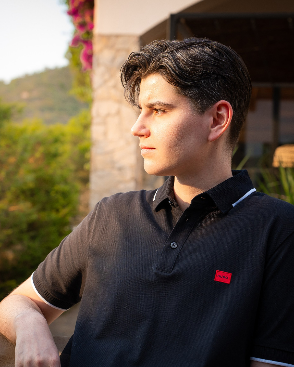 Contact Photographer in Chisinau — Raymond | Book Your Photoshoot. Photographer in Chisinau — Raymond | Portraits, Events & Product Photography