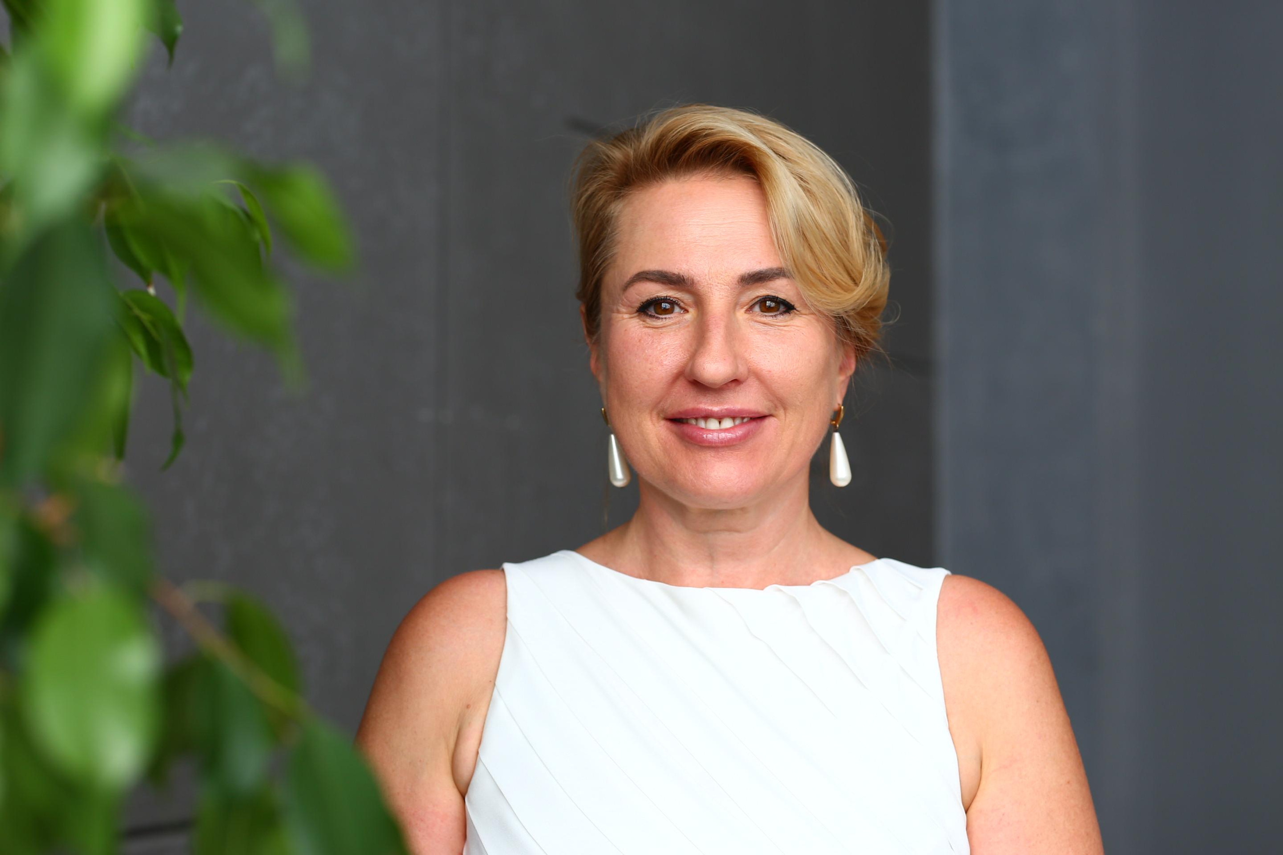 Онлайн курсы по самообразованию для женщин и девушек 👩‍🎓🌟. Change4Life: медитации, выгорание, мягкие навыки, ретриты