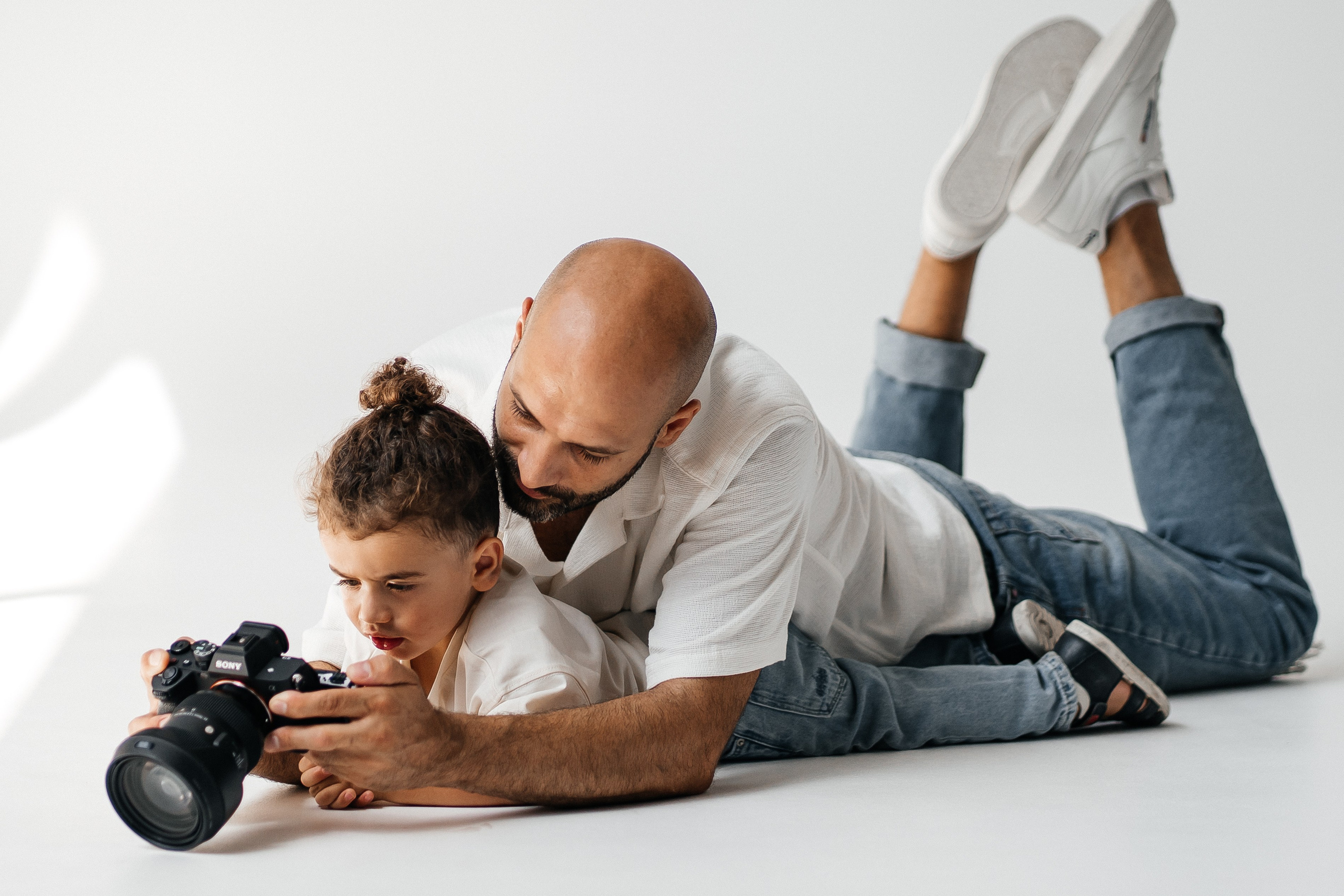 Contact. Fotografo di famiglia, neonati, maternity, ritratti, matrimoni, cerimonie, Rimini