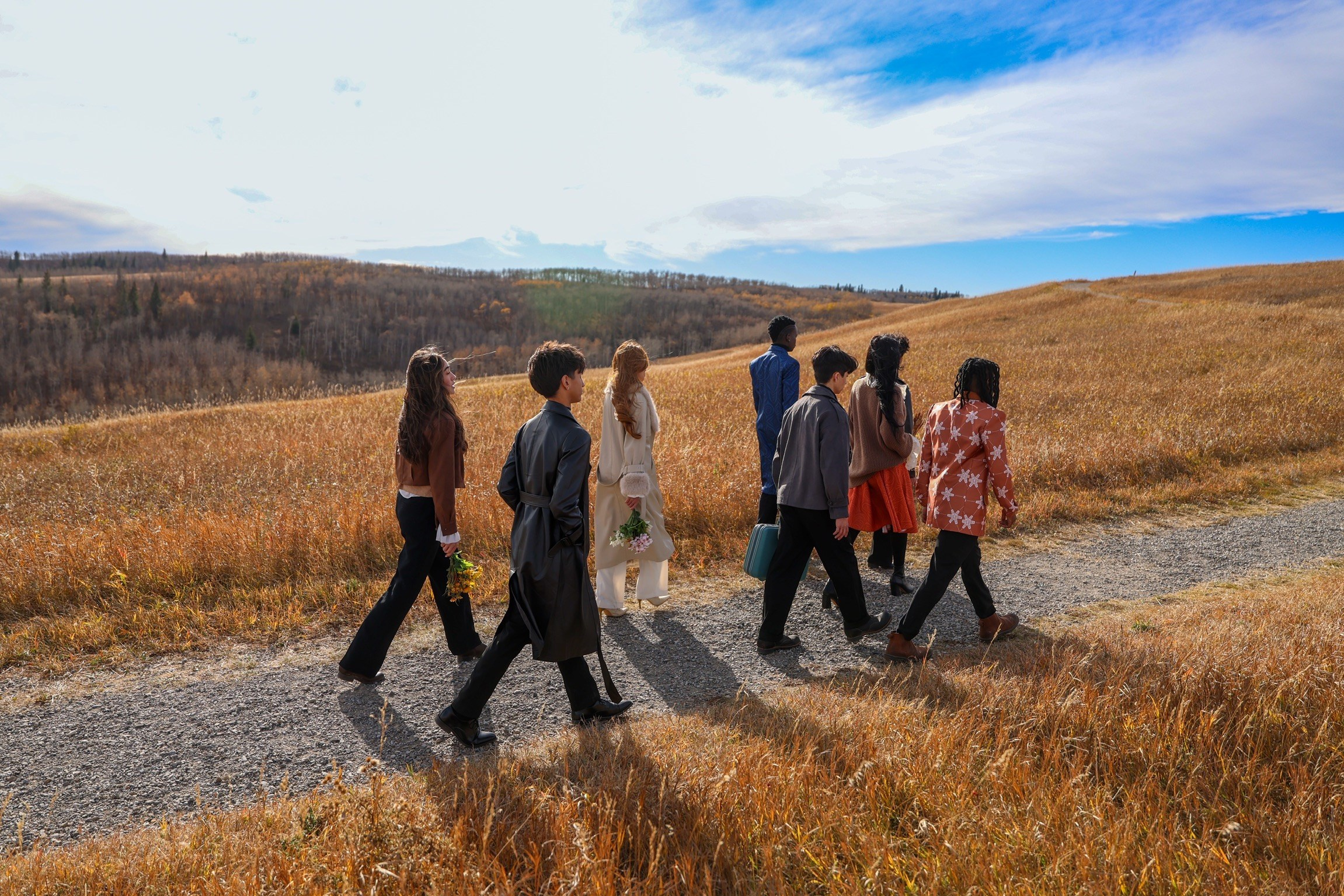 Qura Creative: Creative Branding, Visual Identity & Storytelling Services for Businesses and Projects. Qura Creative — A Multidisciplinary Creative House for Styling, Fashion Direction, Photography & Visual Storytelling