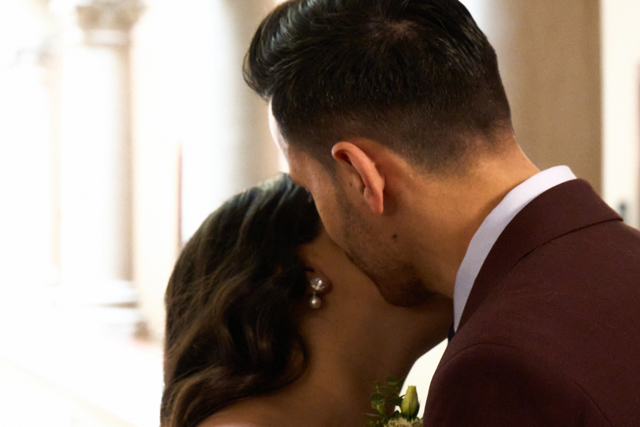 Paar-Shooting. Fotograf und Videograf für Hochzeiten in Zürich, verfügbar weltweit