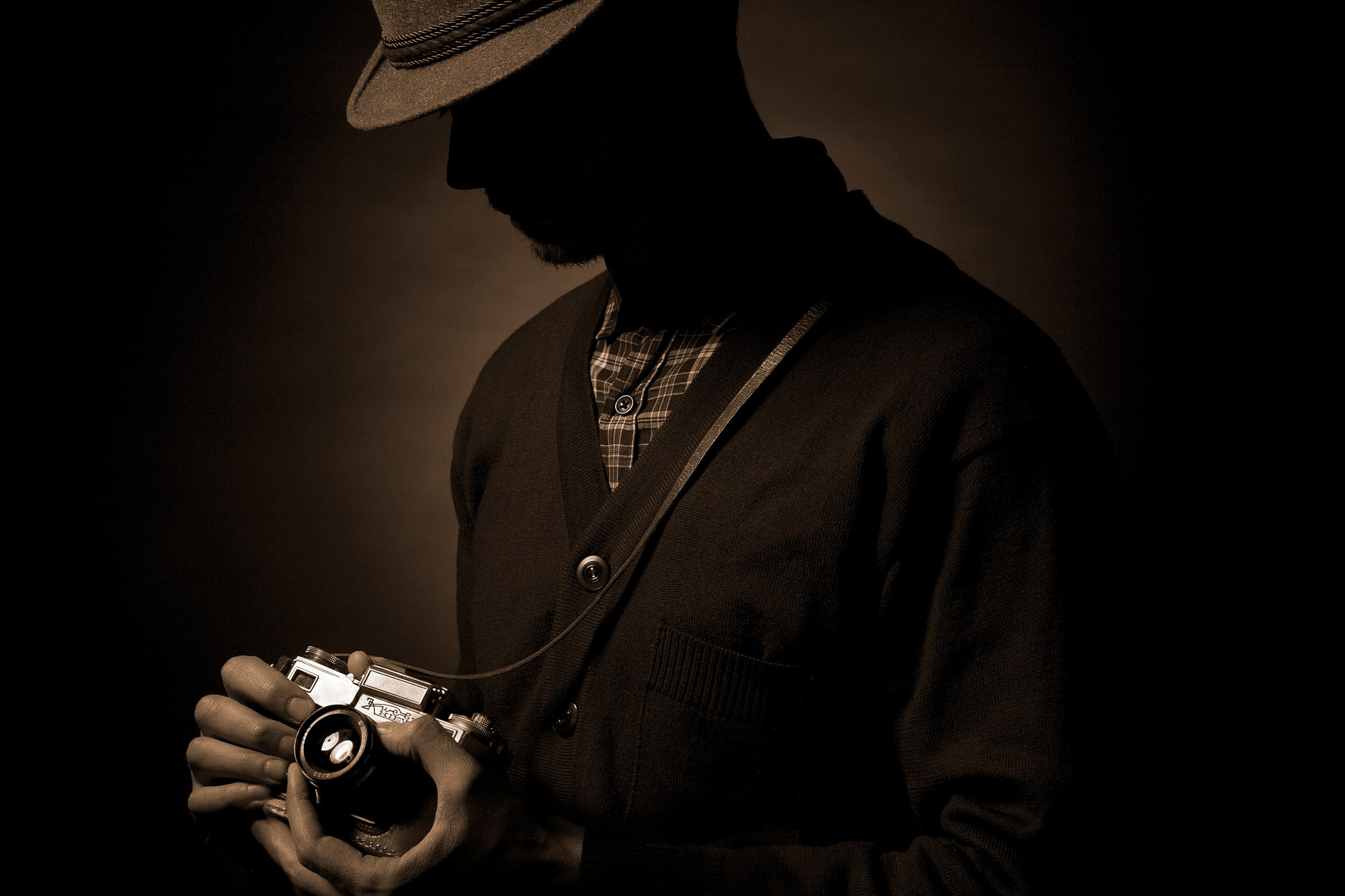 CAFE DEL PHOTO #89 «Рождённые в борделях». Школа Фотографии Романа Рыбалёва. Город Кишинёв, Молдова