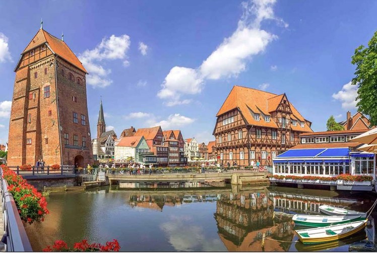 Гамбург. Elina Reisen. Туристическое агентство в Аугсбурге