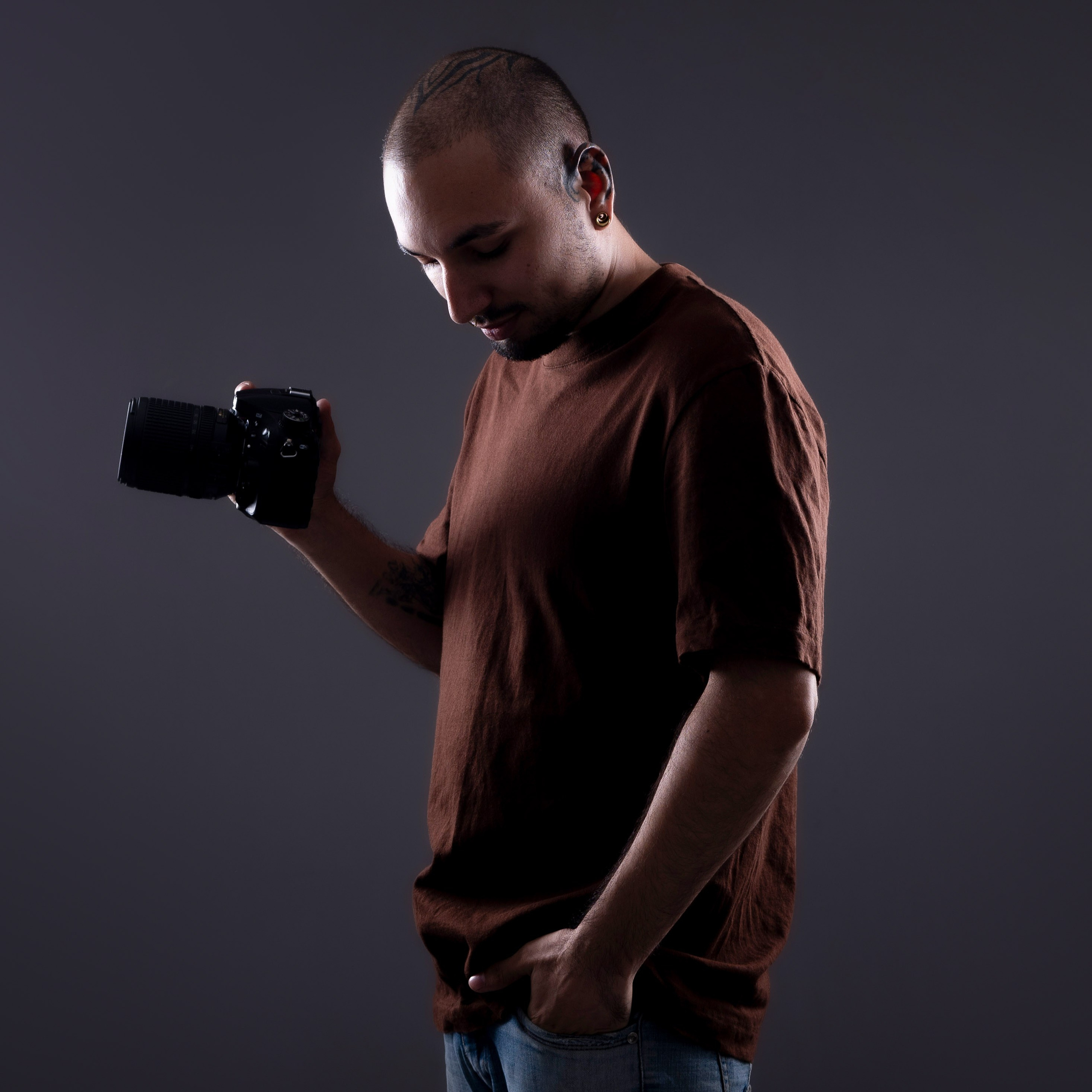 Contacto. Ricardo Gomez, fotógrafo de quince años y bodas