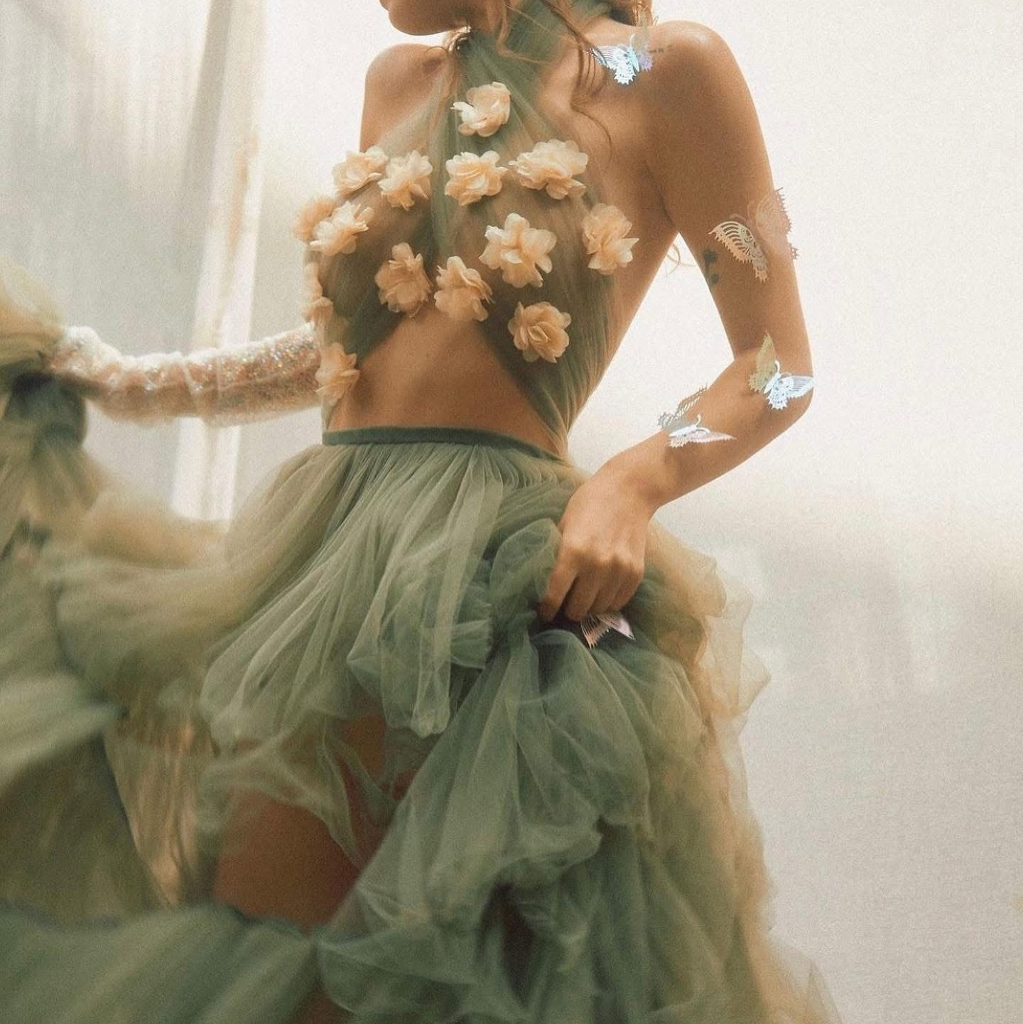 Qura Creative: Personalized, Corporate & Fashion Show Styling, Kits & Agency Collaborations. Qura Creative — A Multidisciplinary Creative House for Styling, Fashion Direction, Photography & Visual Storytelling