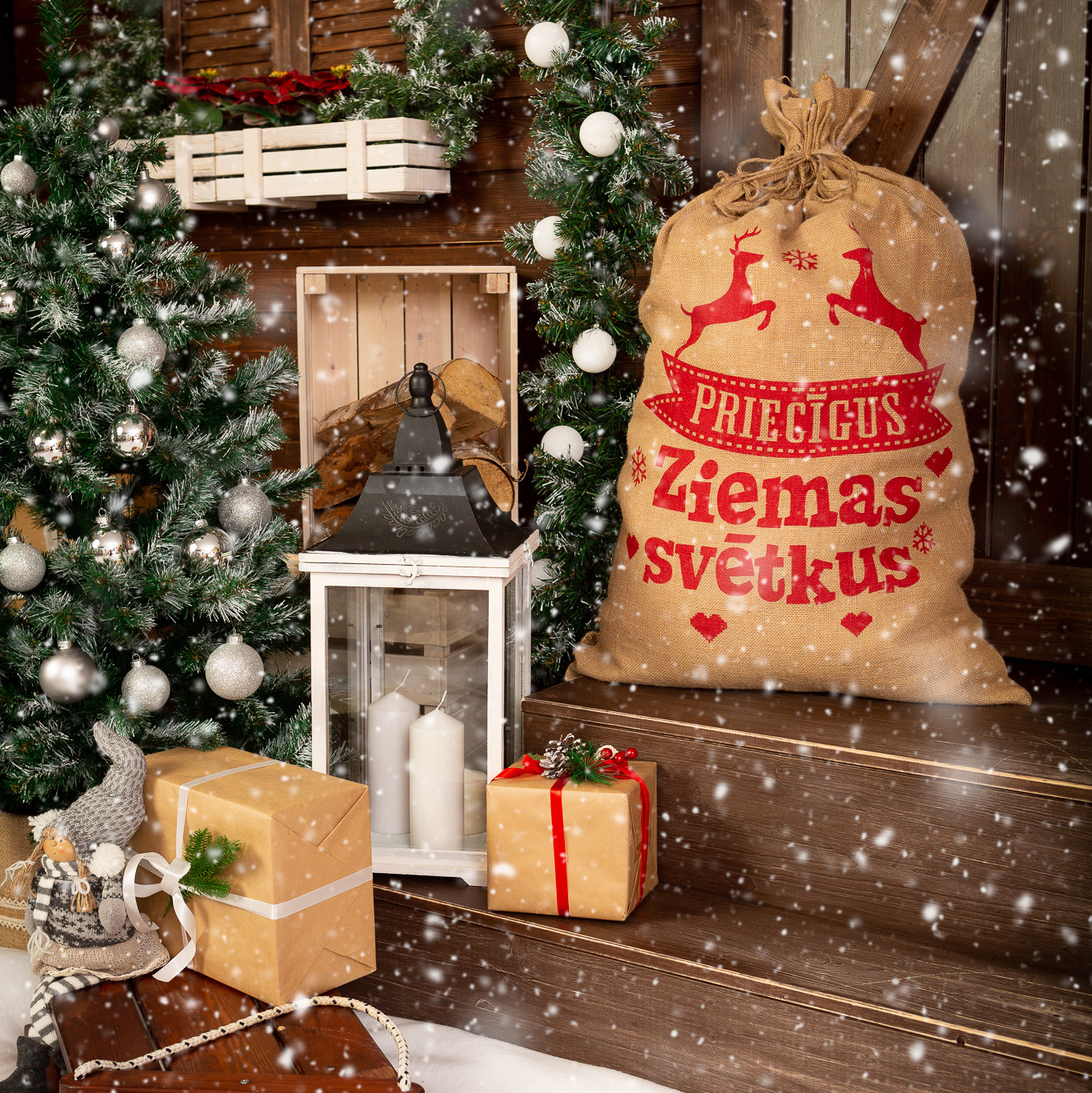 Ziemassvētku fotosesija Siguldā / Latvia Christmas offer. Wedding and event photographer based in London