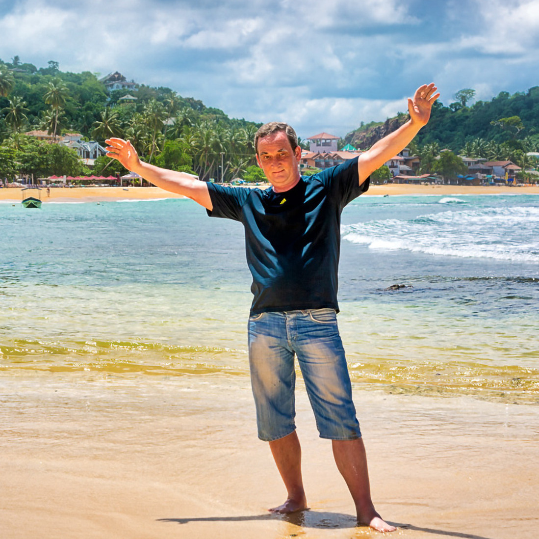 Контакти. Фотоальбоми та фотокниги для випускників у Одесі та у Харкові