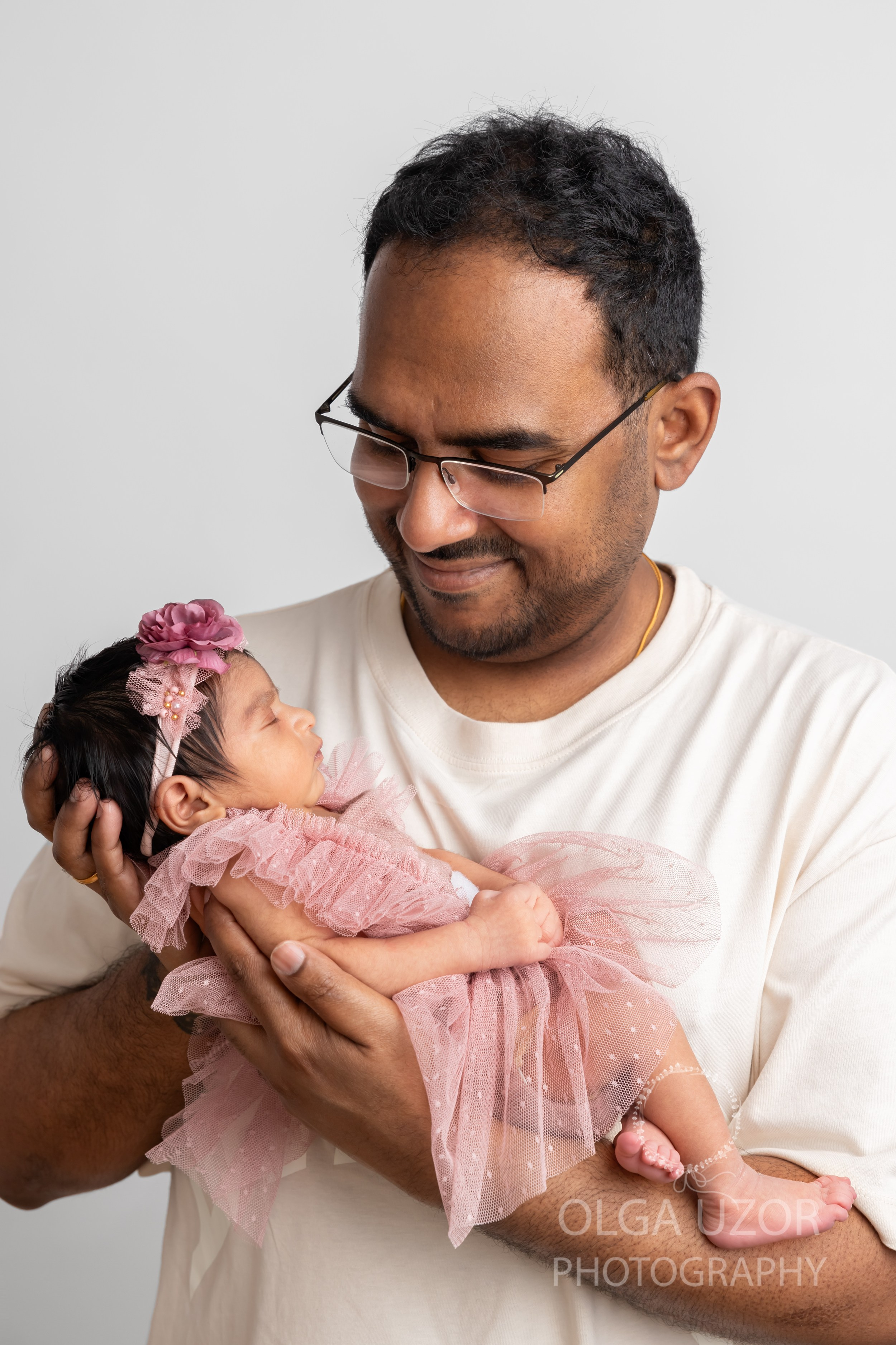 The Client Guide. Stevenage, Hertfordshire family, maternity and newborn photographer