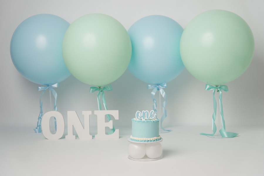 Cake Smash Themes. Newborn and family photographer. Hills District. Sydney