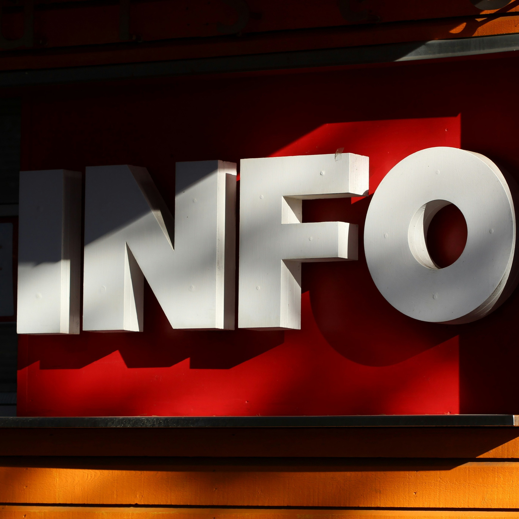 Cena a rezervace. Dana Lišková — Empatická fotografka | Introspektivní umělkyně | Neurodivergentní koučka| Zakladatelka Artepy.cz