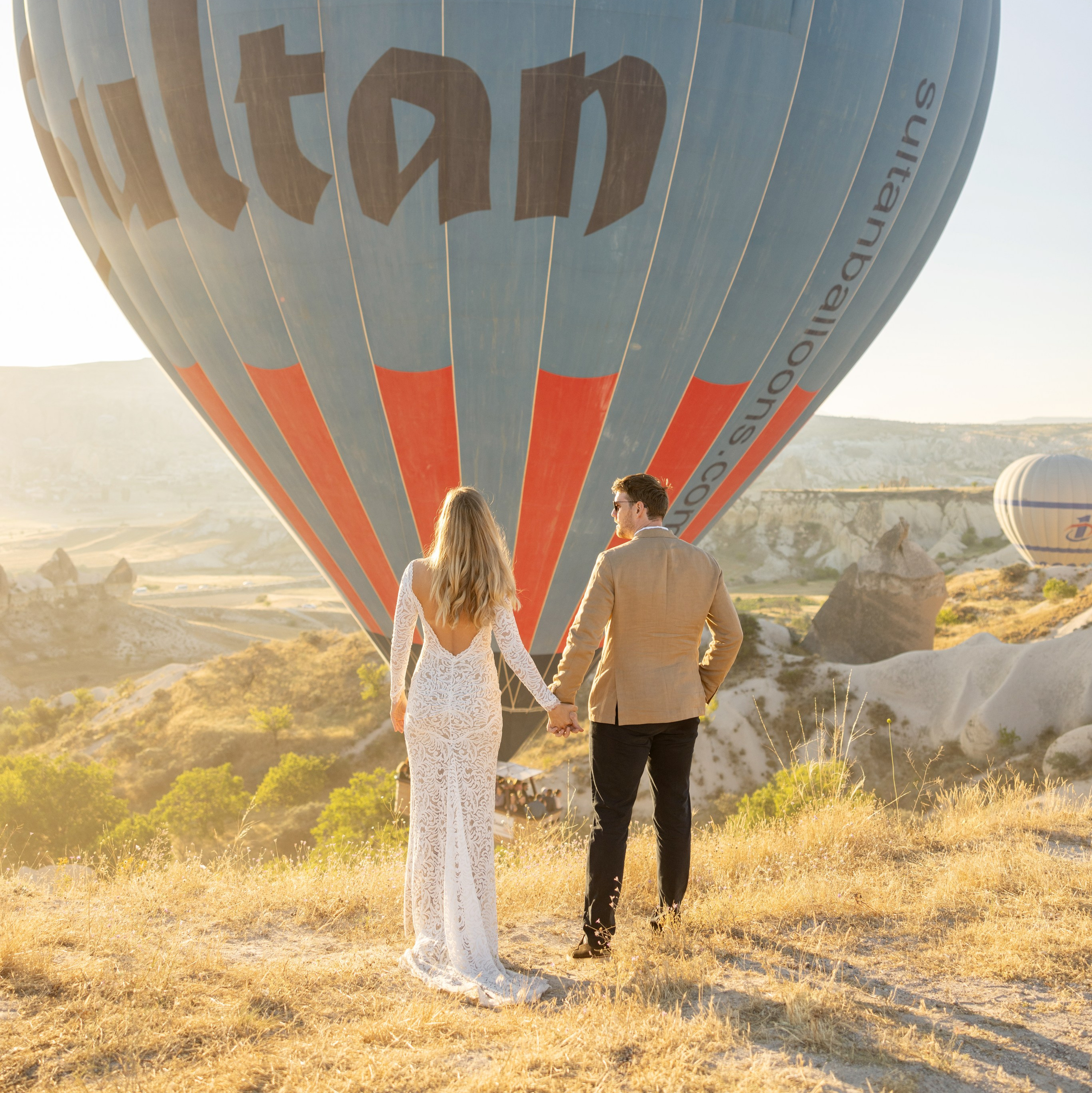 Cappadocia photographer price. Julia Ganch I Fashion Wedding Photography I Cappadocia Turkey