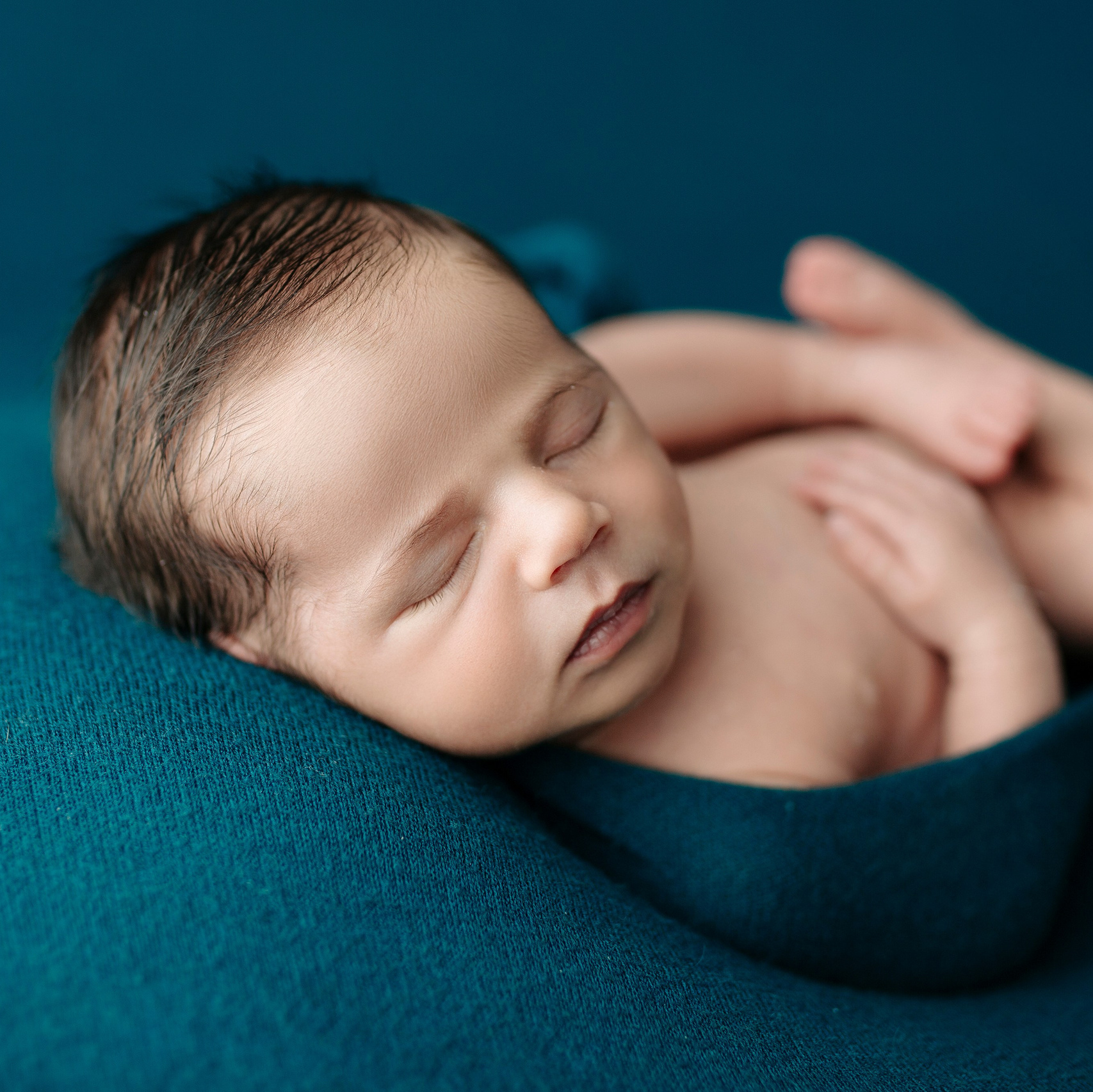 Sesión Newborn Sweet Moments: Guía Completa para Padres | Rainbox. Rainbox Estudio de Fotografía