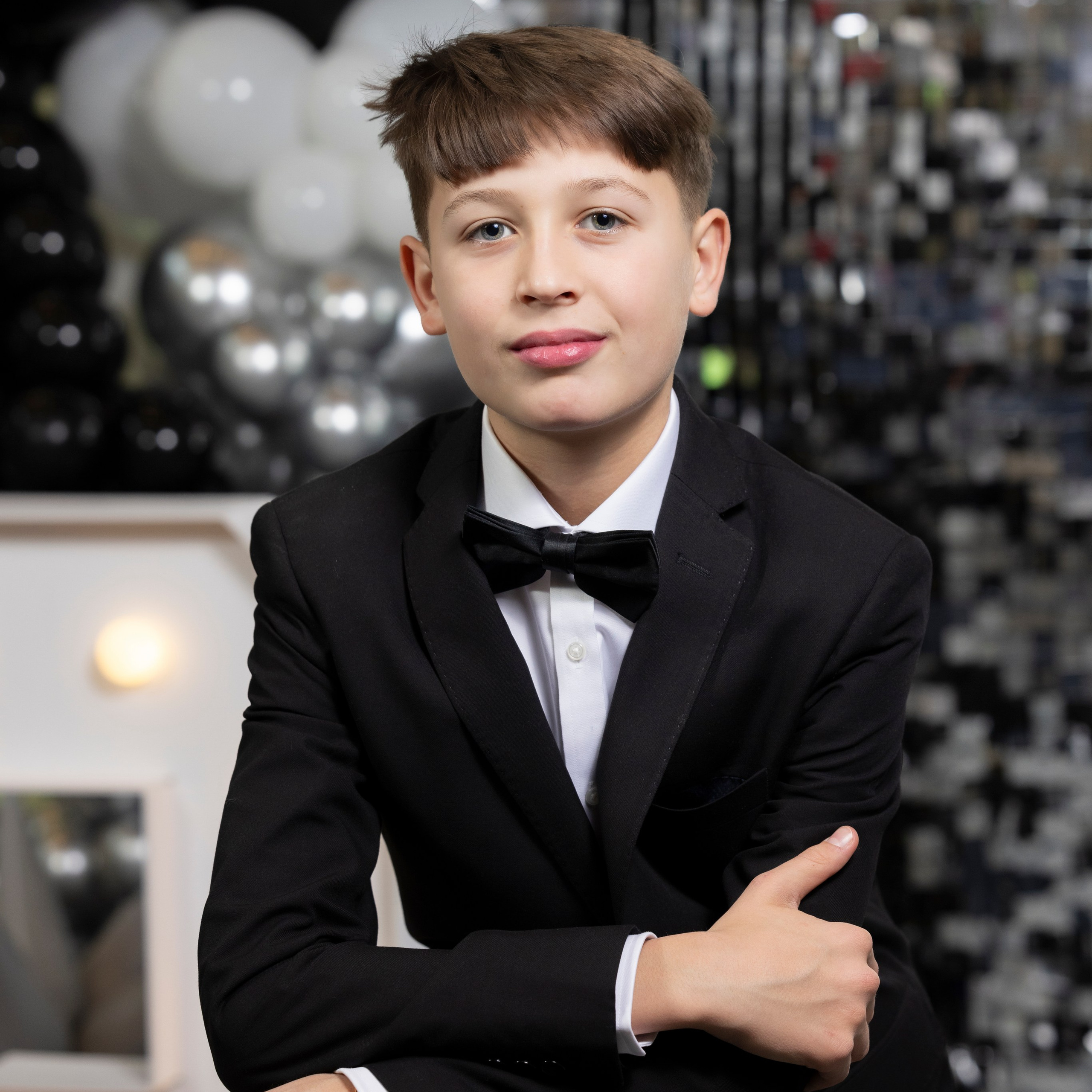 Bat & Bar Mitzvah Galleries. Mazal Tov Studio