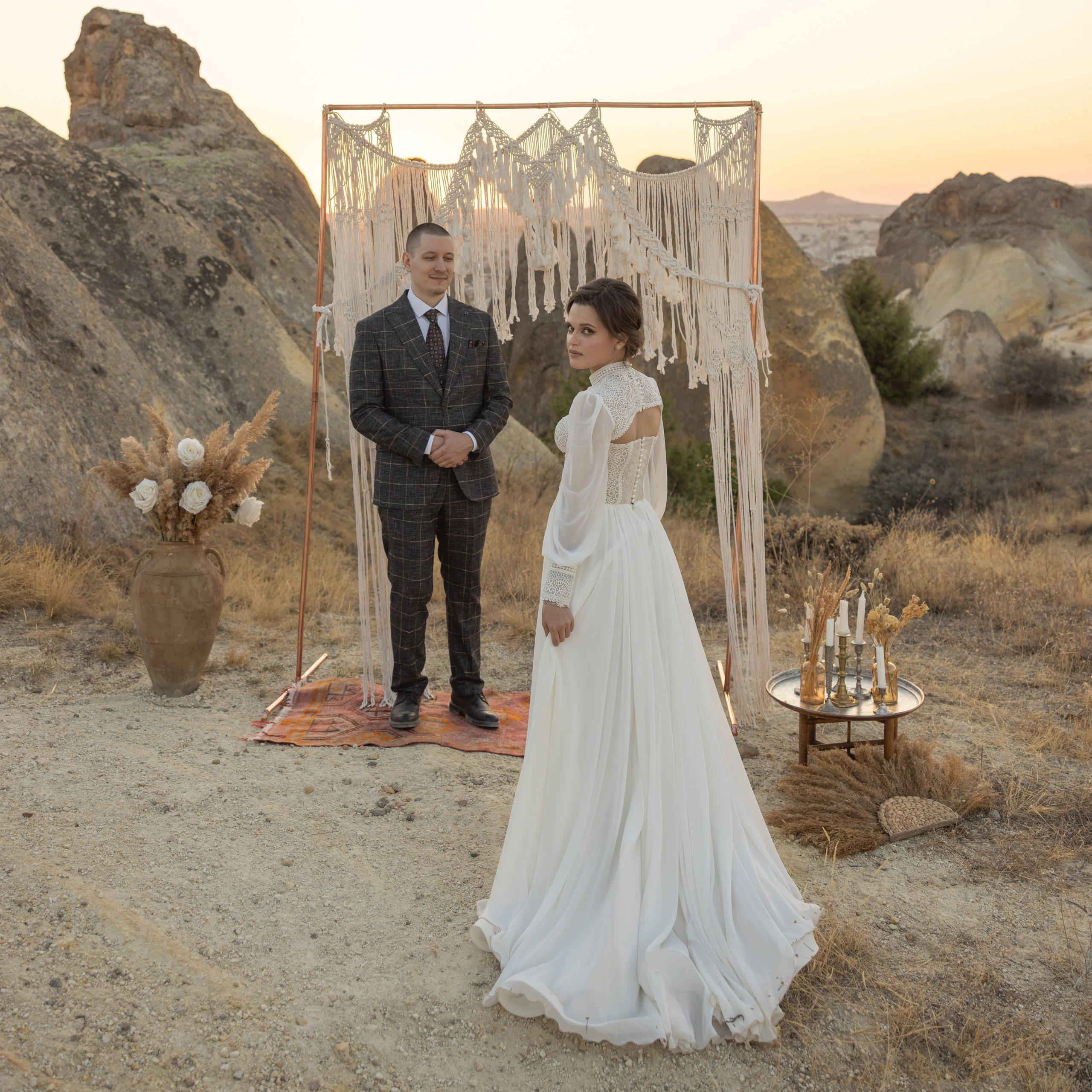 Cappadocia photographer price. Julia Ganch I Fashion Wedding Photography I Cappadocia Turkey